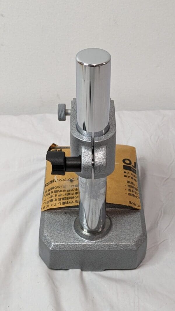 SPI Comparator Stand RS-2 8-1/2" OAL 30-205-9 DAMAGED