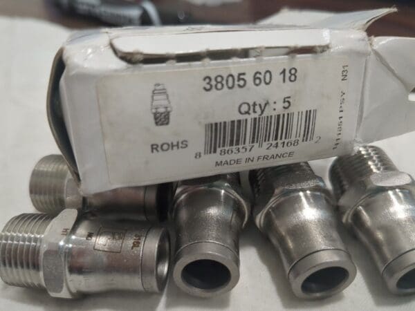 parker 5pc Push-to-Connect Tube Connector, 3/8" OD 3805 60 18