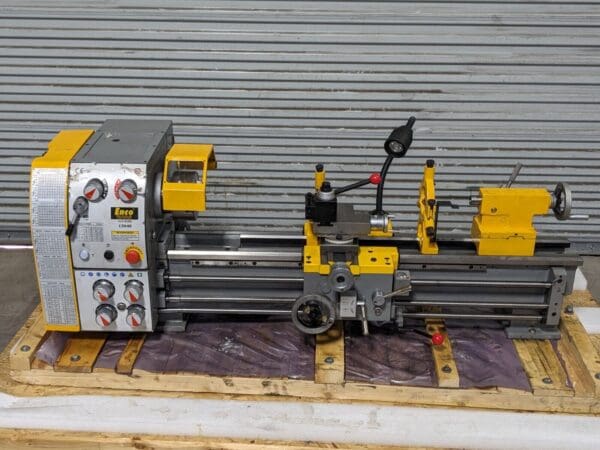 Enco 13 x 40 Geared Head Bench Lathe 2 HP 220v 1 Phase 411-0106 Damaged