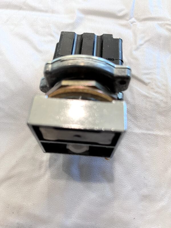 Eaton E30DA Operator, E30 Series, 30.5 mm