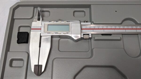 SPI Digital Heavy Duty Caliper 0 to 18" Range 0.0005"/0.01MM Resolution 83778449