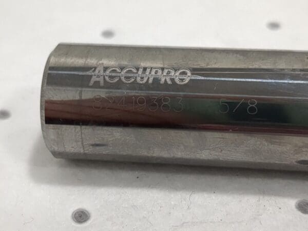 ACCUPRO Square End Mill: 5/8" Dia, 1-1/4" LOC, 3 Fl Solid Carbide 12182109