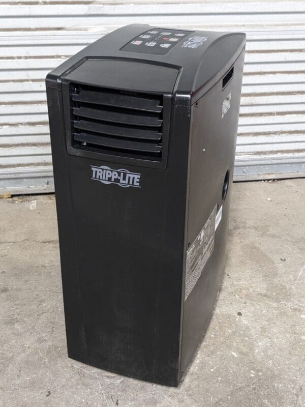 Tripp Lite Portable Air Conditioner AC Unit 12,000 BTU 120v SRCOOL12K Defective