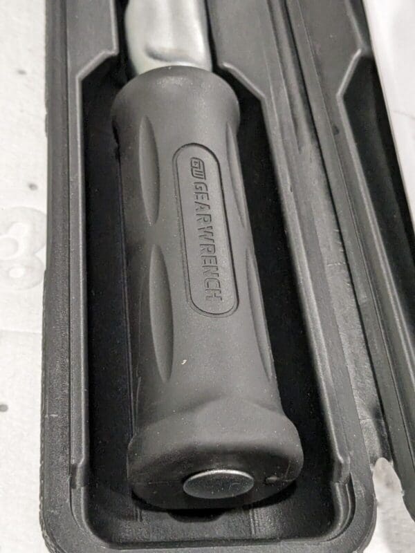 GEARWRENCH Torque Wrench: 1/2" Drive 15 to 100 Nm 85163