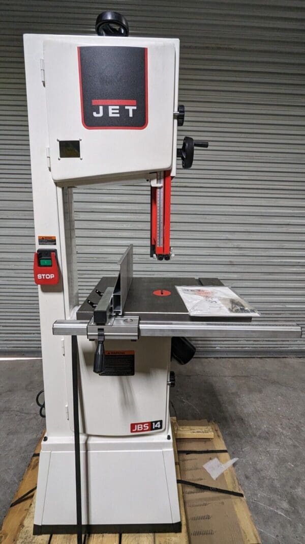 Jet 14" Vertical Woodworking Bandsaw 3000 SFPM 1.75 HP 115/230v 1 Ph. JWBS-14SFX