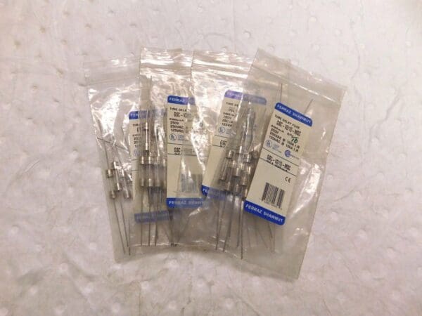 Ferraz Shawmut Time Delay Mini Glass/Ceramic Fuse 250V 0.20A Lot of 4 GSC-V2/10