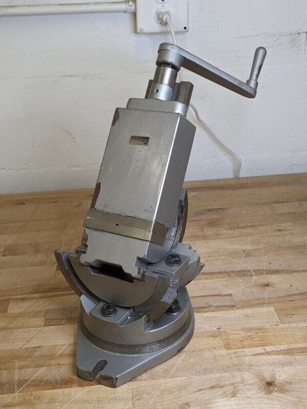 Gibraltar 3-Axis Tilting Angle Machine Vise w/ Swivel Base 110052 Damaged