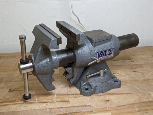 Wilton Multi-Purpose Bench Vise w/ Rotating Head 5-1/2" Jaw Width 28824