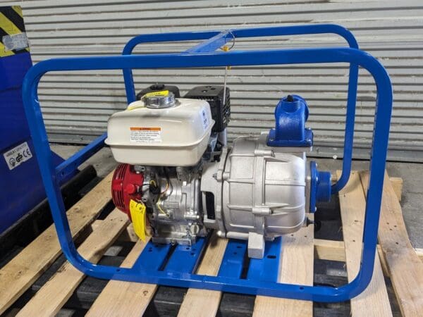 AMT Self Priming Engine Driven Trash Pump 530 GPM Max. 8 HP 3S9XHR