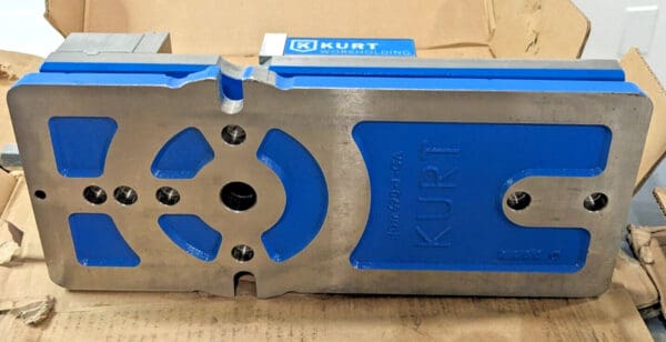 Kurt Machine Vise Horizontal Stationary Base 6" Jaw Width X 9" Jaw Opening HD691