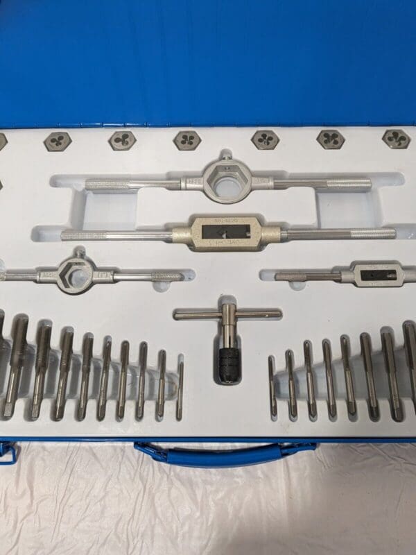 Interstate Tap & Die Set: 1/8-44 to 3/4-16 Taps, 1/8-44 to 3/4-16 Dies 03959160