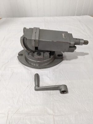 GIBRALTAR Machine Vise: 3" Jaw Width, 3" Jaw Opening, 2-Way Angle 110026