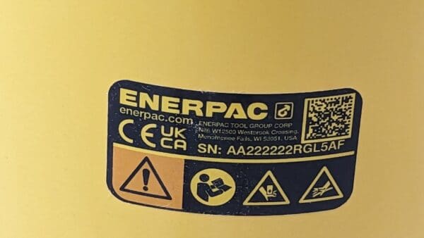 Enerpac Hollow Plunger Hydraulic Cylinder Single-Acting 30 Ton Capacity RCH306