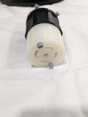 LEVITON Locking Inlet: Connector, Industrial, L22-30R, 277 & 480V 2823