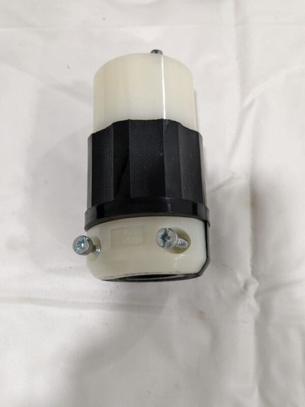 LEVITON Locking Inlet: Connector, Industrial, L22-30R, 277 & 480V 2823