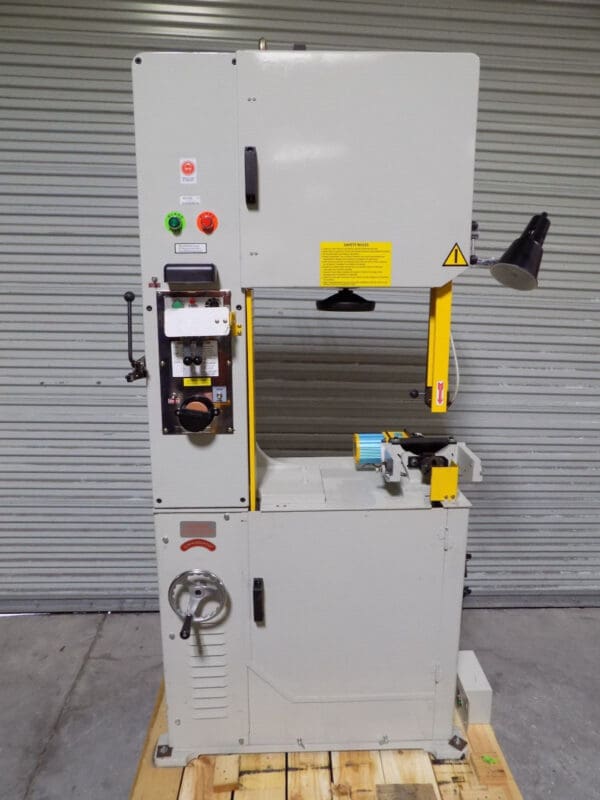 Vertical Variable Speed Bandsaw w/ Auto-Slide Table and Blade Welder 220v 3 Ph