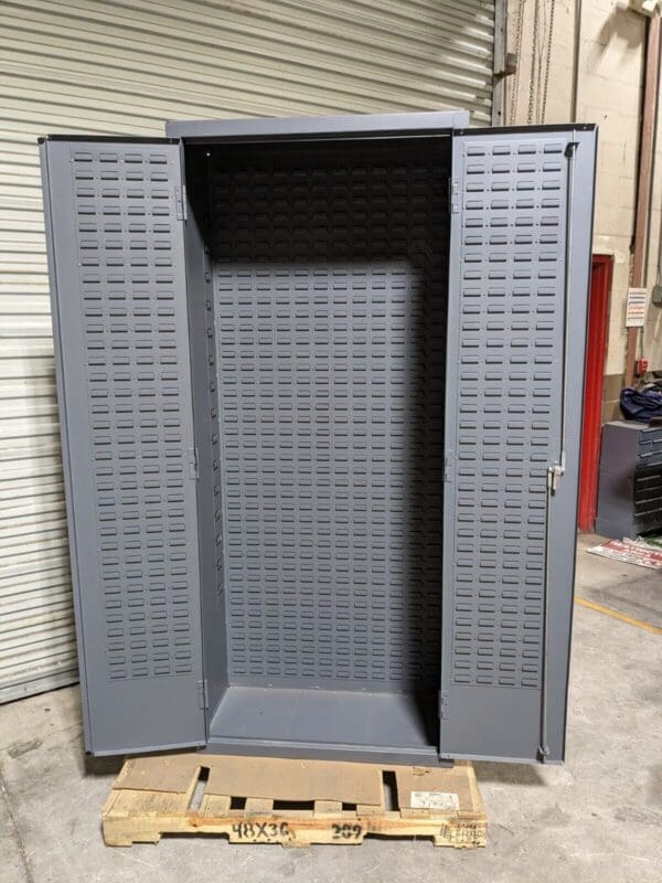 Durham Heavy Duty Storage Cabinet w/ Bins 84" x 36" x 18" Steel Gray