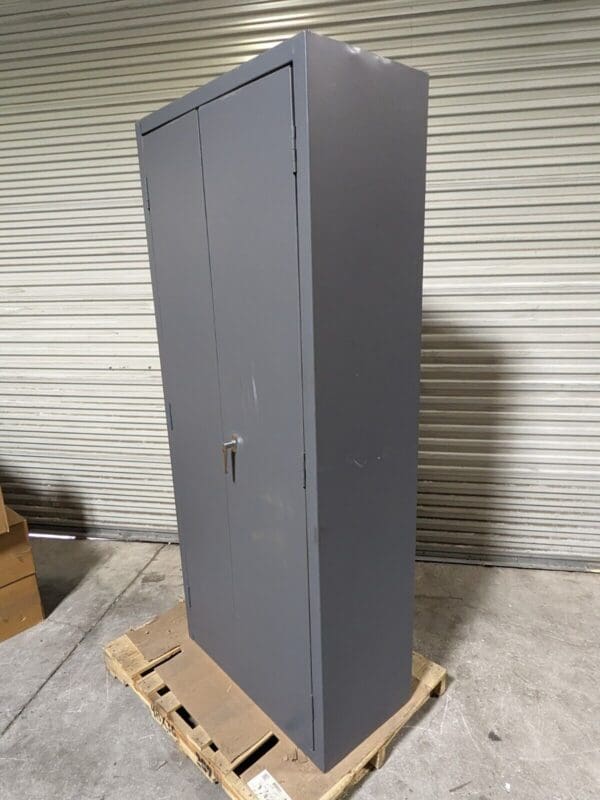 Durham Heavy Duty Storage Cabinet w/ Bins 84" x 36" x 18" Steel Gray