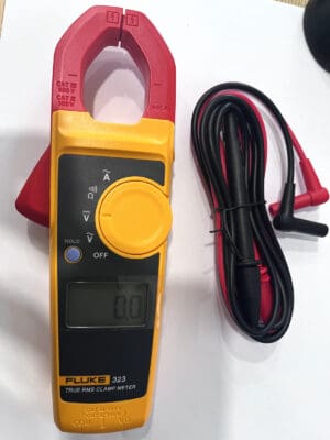 Fluke Clamp Meter: CAT III & CAT IV, 1.18" Jaw, Clamp On Jaw FLUKE- 323