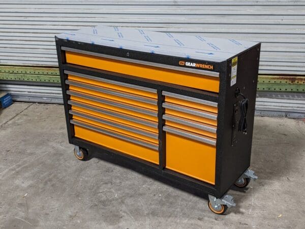 GearWrench GSX Tool Box Roller Cabinet 11 Drawer 52" x 18" x 36" Parts / Repair