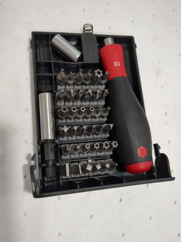 WIHA Screwdriver Insert Bit Set: Hex Phillips Square Torx & Tri-Wing 71990