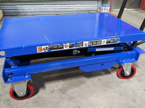 Pro Source Hydraulic Scissor Lift Table 800 lb. Capacity 35" x 20" Platform