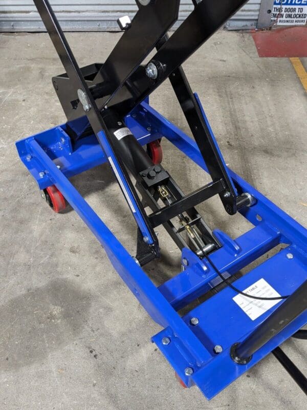 Pro Source Hydraulic Scissor Lift Table 800 lb. Capacity 35" x 20" Platform