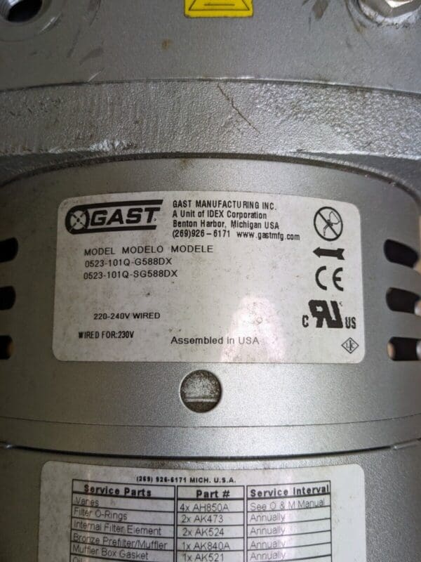 Gast Rotary Vane Vacuum Pump 1/4 HP 220-240v 0523-101Q-G588DX Parts / Repair