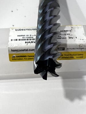 Kennametal Corner Radius End Mill: 3/4" Dia 3" LOC 0.0300" Radius 6 Fl carbide