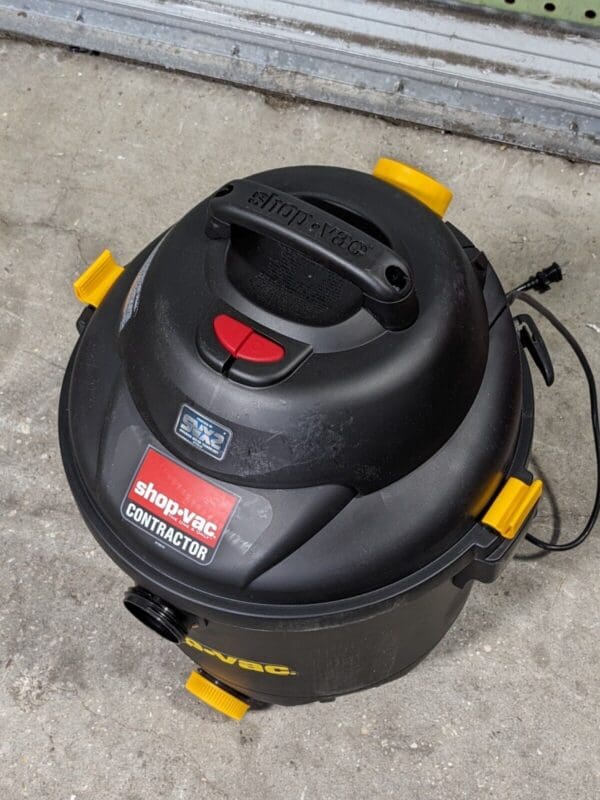 Shop Vac Contractor Wet / Dry Vacuum 12 Gallon 5.5 HP 120v 96271