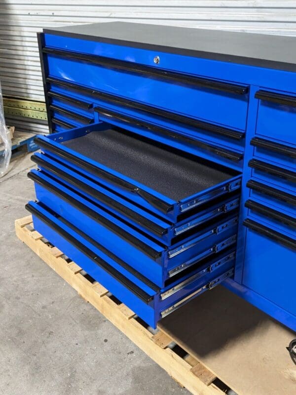 Extreme Tools DX Series Roller Cabinet Tool Box 17 Drawer 72 W. x 21 D. x 42 H.