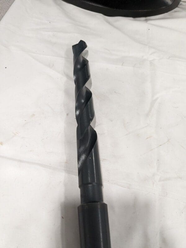 Interstate HSS Taper Shank Drill Bit: 13/16" Dia, 3MT, 118 ° Point 01662527