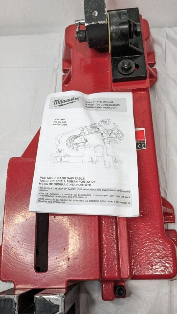 Milwaukee Portable Bandsaw Table 48-08-0260 INCOMPLETE