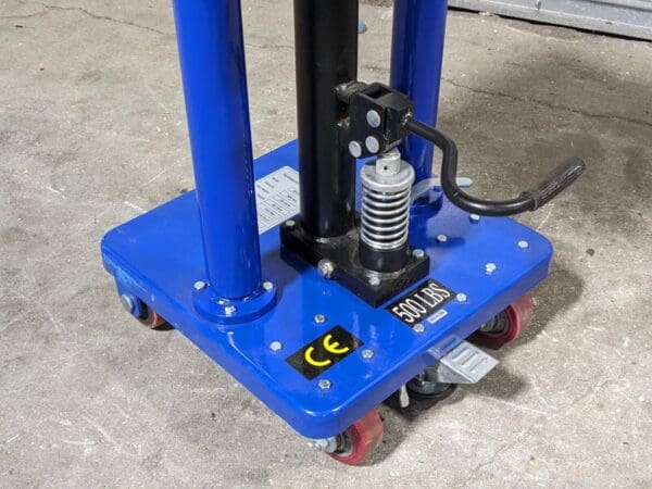 Pro Source Mobile Hydraulic Lift Table 500 lb. Capacity 18" x 18" Platform