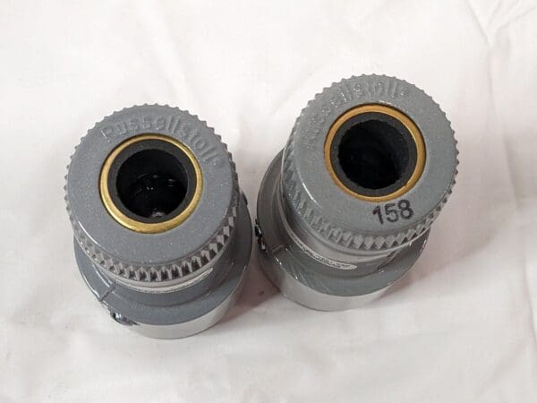 Thomas & Betts Russellstoll Connectors FS/FD 20A 125V 2P3W FS/FD QTY 2 3913U-1