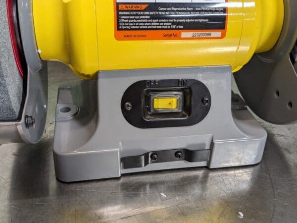 Enco Bench Grinder w/ Work Light 8" Wheel Diameter 3450 RPM Max 3/4 HP 120v