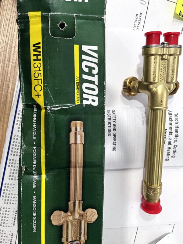 Victor 9 Inch Long 300 Series Heavy Duty Standard Valves Torch Handle 0382-0093