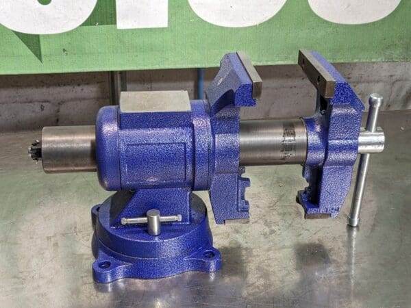 Interstate Multi-Purpose Bench / Pipe Vise w/ Swivel Head and Base 5" Jaw Width