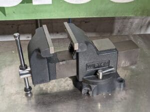 Wilton Shop Bench Vise w/ Swivel Base 6" Jaw Width 6" Opening Capacity 63302