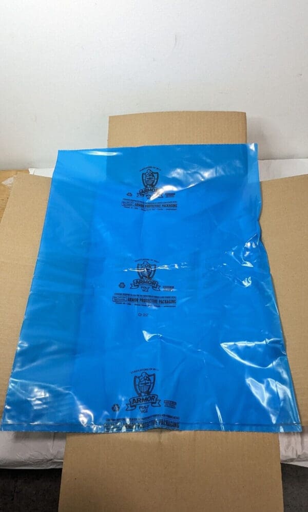 BOX OF 250 ARMOR POLY Protective Packaging Prevents Rust 18"X24" PVCIBAG4MB1824