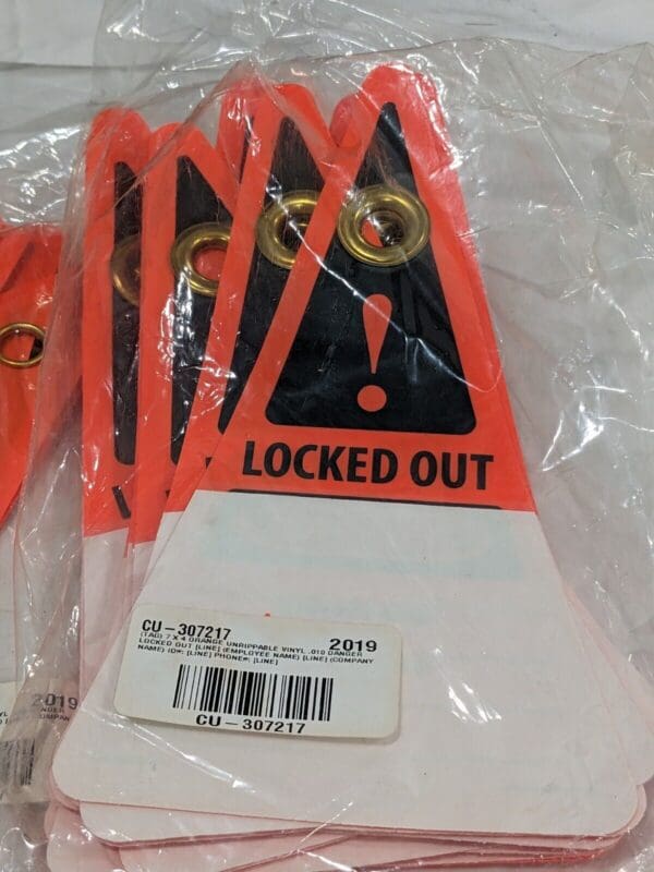 Lockout Tag: 7" H, 4" W, Unrippable Vinyl, "Danger" Qty 50 CU-307217