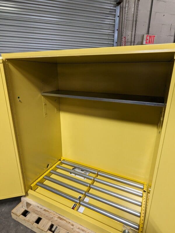 Securall Vertical Drum Storage Cabinet 120 Gal. Capacity V1110 Scratch N Dent