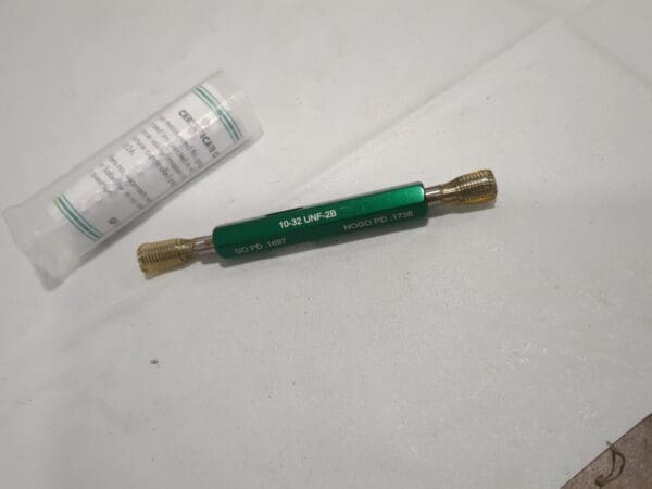 GF GAGE Plug Thread Gage: #10-32 Thread, 2B Class, Double End W0190322BS