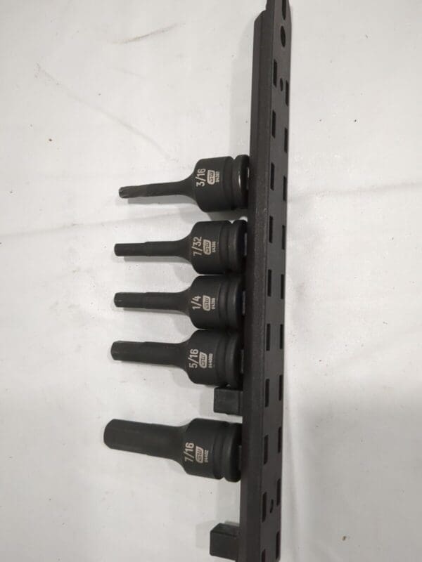 GEARWRENCH Hex Bit Socket Set: 3/8" Drive, 5Pc, 3/16 to 7/16" Hex 84913