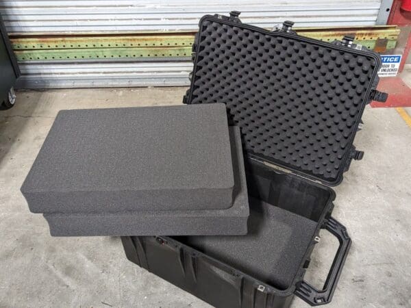 Pelican 1660 Protector Hard Case w/ Foam 31" x 23" x 19" Parts / Repair