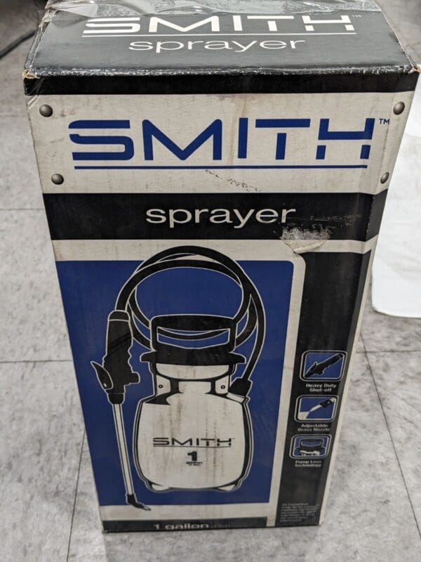 Smith 1 Gal Chemical Safe Garden Hand Sprayer 190363