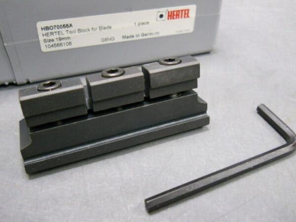 Hertel SGTBN16-2 Series Tool Block for 19mm Blade HBO70055A