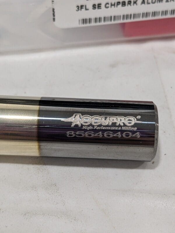 ACCUPRO Roughing & Finishing End Mill: 5/8" Dia, 3 FL 85646404