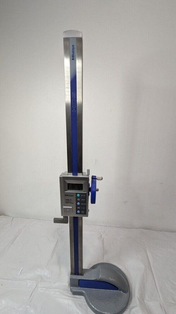 Mitutoyo ABS Digimatic Height Gauge W/O Scriber 0 to 18" HDS-H18" C 570-413