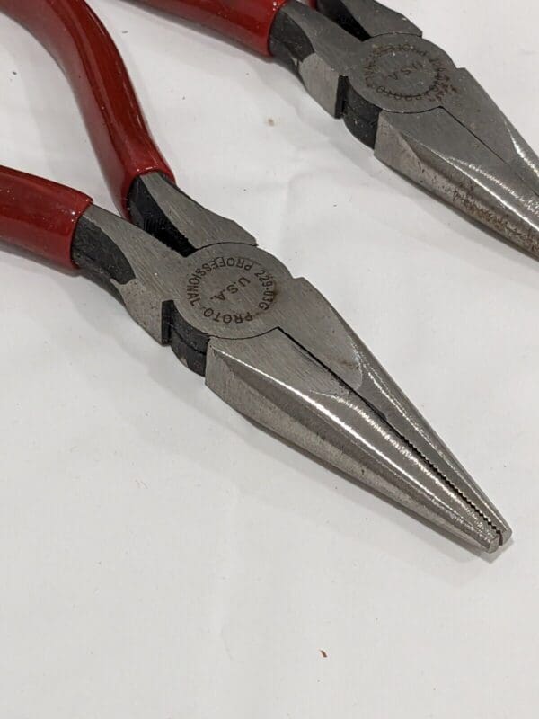 Proto 5-9/16" Needle Nose Plier Qty 2 J229-03G